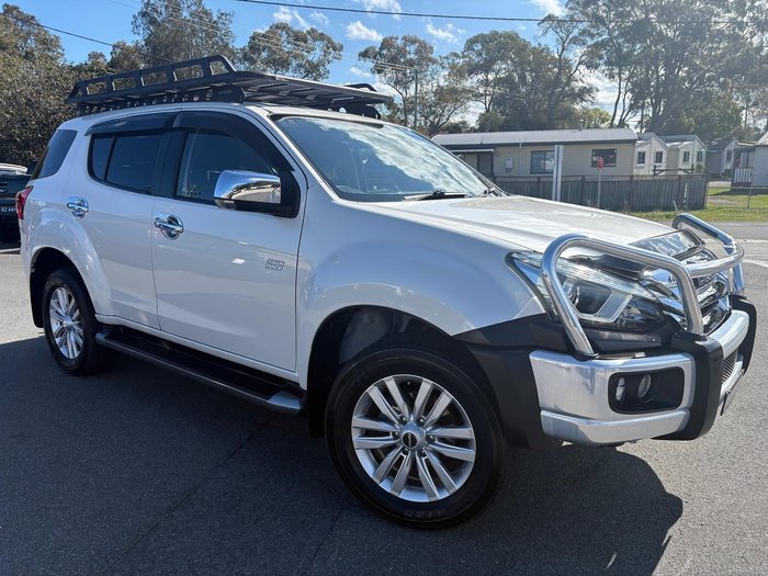 2017 Isuzu MU-X