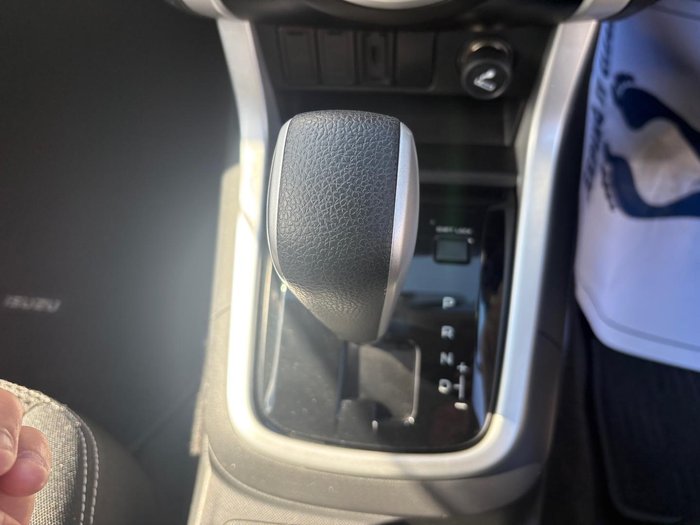 2017 Isuzu MU-X LS-U