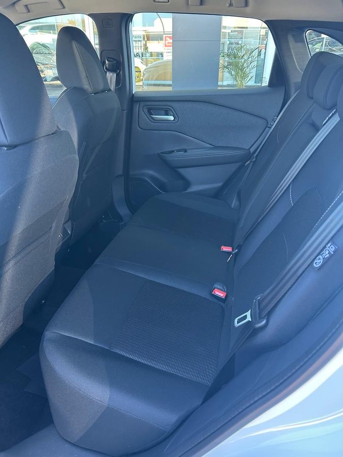 2025 Nissan QASHQAI ST-L J12 MY25 Pearl White