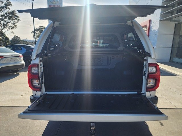 2022 Toyota HiLux SR5