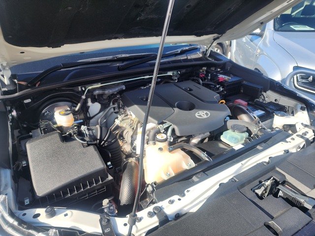 2022 Toyota HiLux SR5