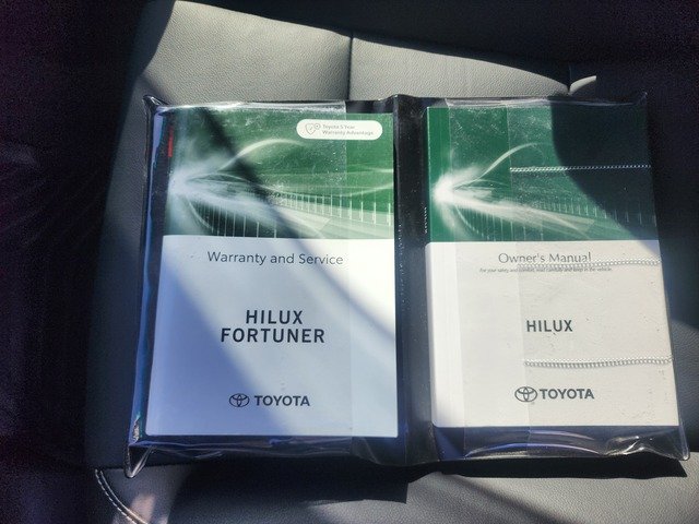 2022 Toyota HiLux SR5