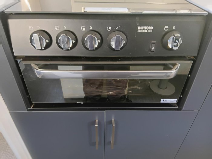 2017 New Age Caravans Manta Ray Mr19er 20'8