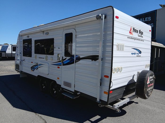 2017 New Age Caravans Manta Ray Mr19er