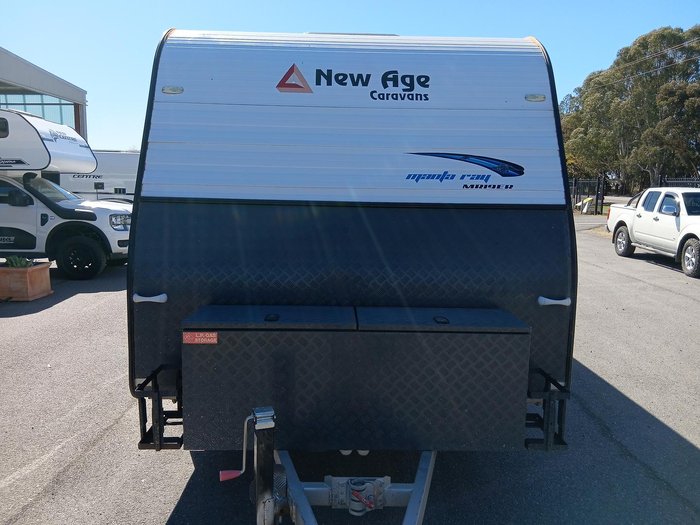 2017 New Age Caravans Manta Ray Mr19er