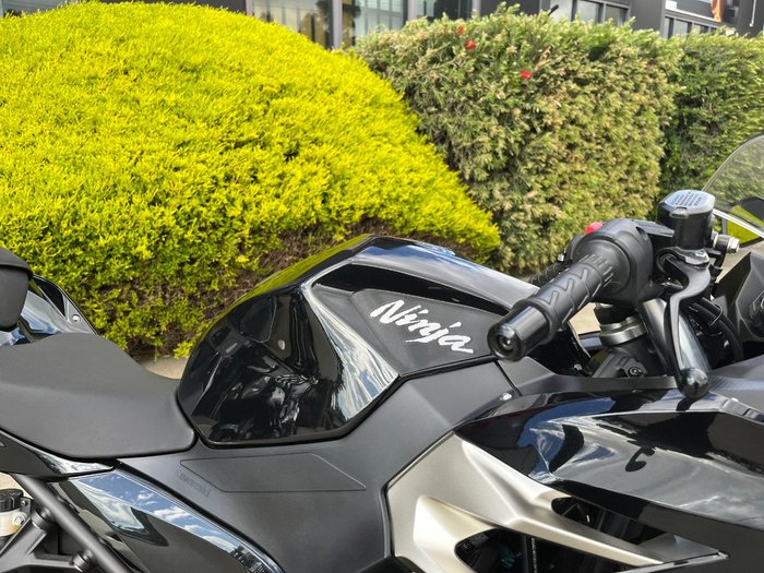 2018 Kawasaki NINJA 400 Black