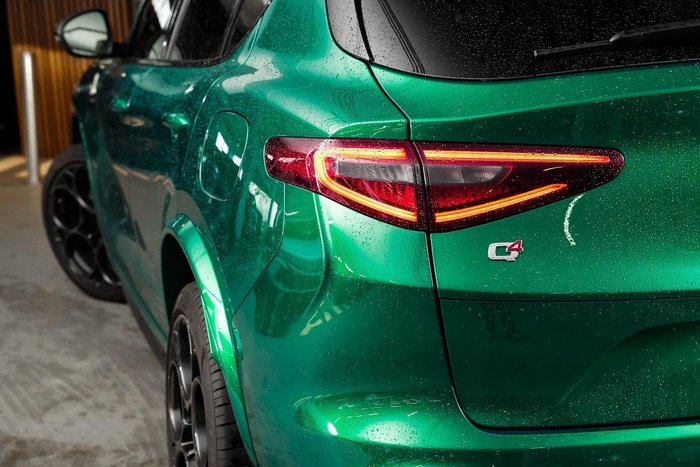 2022 Alfa Romeo Stelvio Quadrifoglio