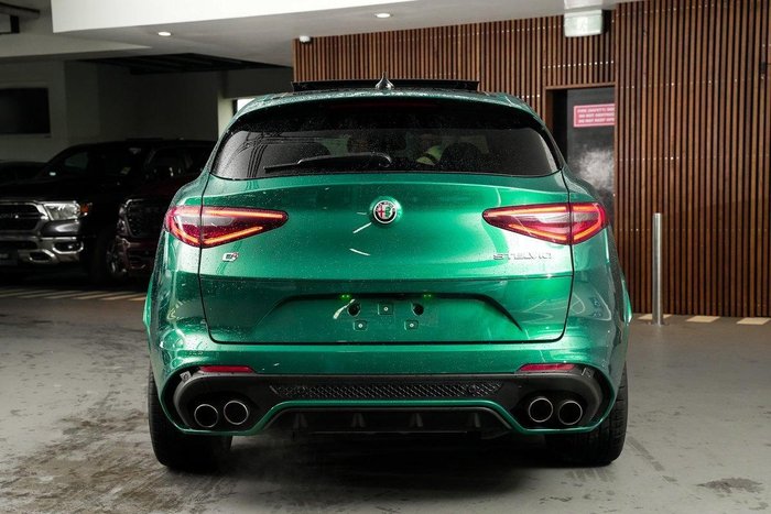 2022 Alfa Romeo Stelvio Quadrifoglio