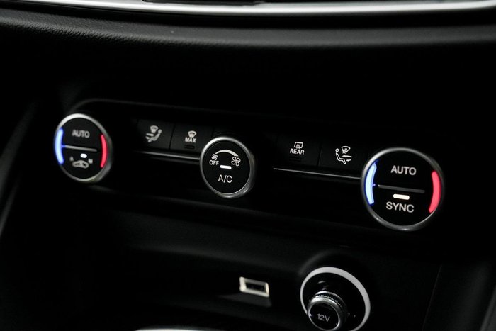 2022 Alfa Romeo Stelvio Quadrifoglio