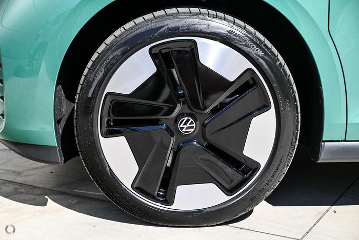 2025 Volkswagen ID. Buzz Pro BEV560