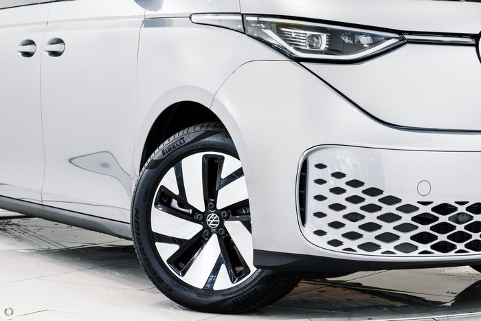 2025 Volkswagen ID. Buzz Pro BEV560