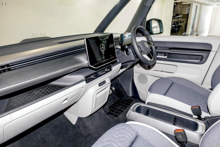 2025 Volkswagen ID. Buzz Pro BEV560