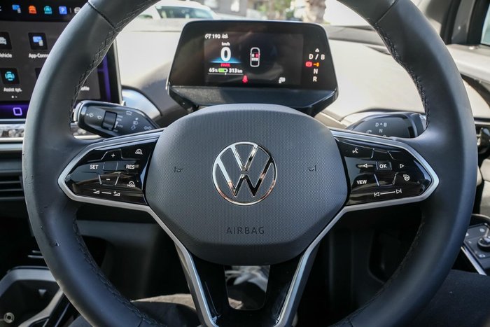 2025 Volkswagen ID.4 Pro