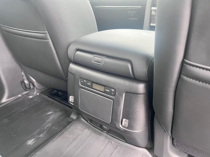 2025 Nissan Patrol Ti