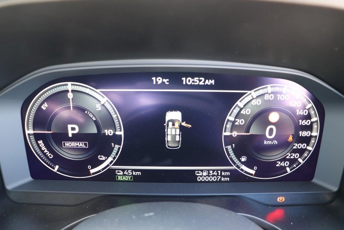 2025 Mitsubishi Outlander PHEV Exceed Tourer