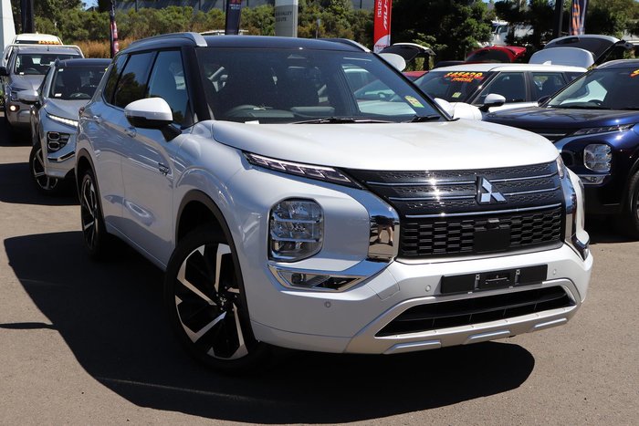 2025 Mitsubishi Outlander