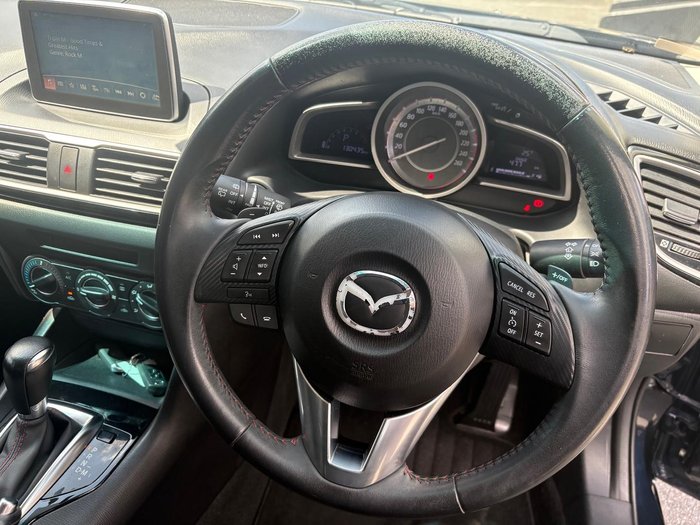 2014 Mazda 3 Maxx