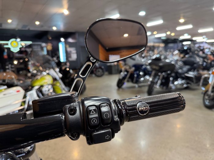 2018 Harley-davidson FXBRS BREAKOUT Black