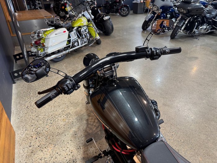 2018 Harley-davidson FXBRS BREAKOUT Black