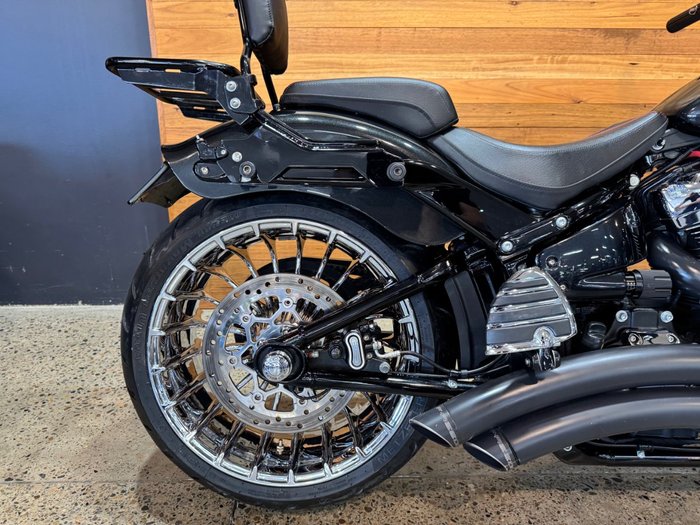 2018 Harley-davidson FXBRS BREAKOUT Black