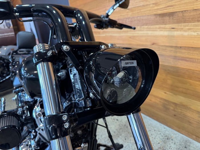 2018 Harley-davidson FXBRS BREAKOUT Black