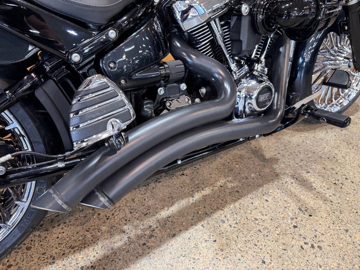 2018 Harley-davidson FXBRS BREAKOUT Black