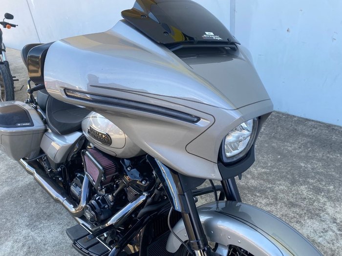 2023 HARLEY-DAVIDSON FLHXSE CVO STREET GLIDE Grey