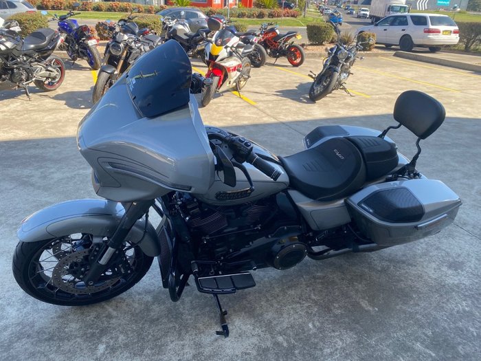 2023 HARLEY-DAVIDSON FLHXSE CVO STREET GLIDE Grey
