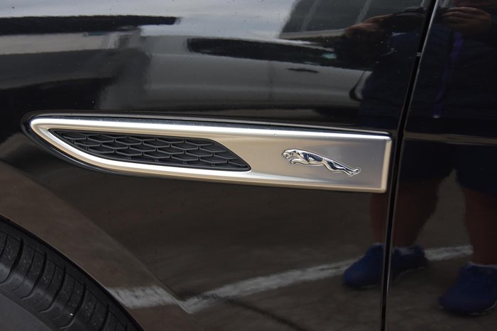 2021 Jaguar F-PACE P250 R-Dynamic S X761 MY21.25 AWD Santorini Black