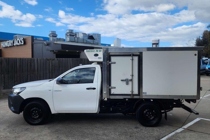 2022 Toyota Hilux Workmate TGN121R 4x2 Glacier White