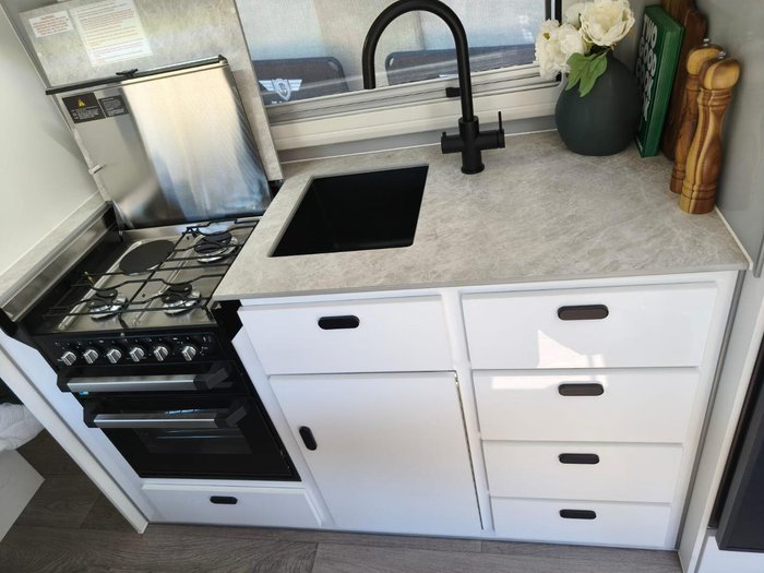 2025 JB Caravans Gator X 17'10 Rear Door