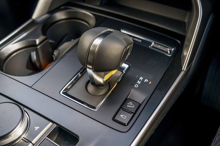 2025 Mazda CX-60 G40e Pure