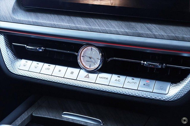 2025 GWM Tank 500 Vanta Hybrid