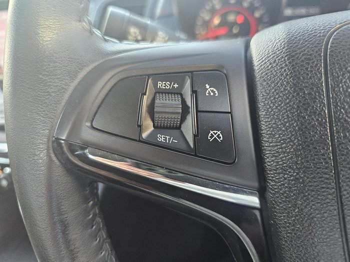 2015 Holden Commodore SV6 Storm VF MY15 Perfect Blue