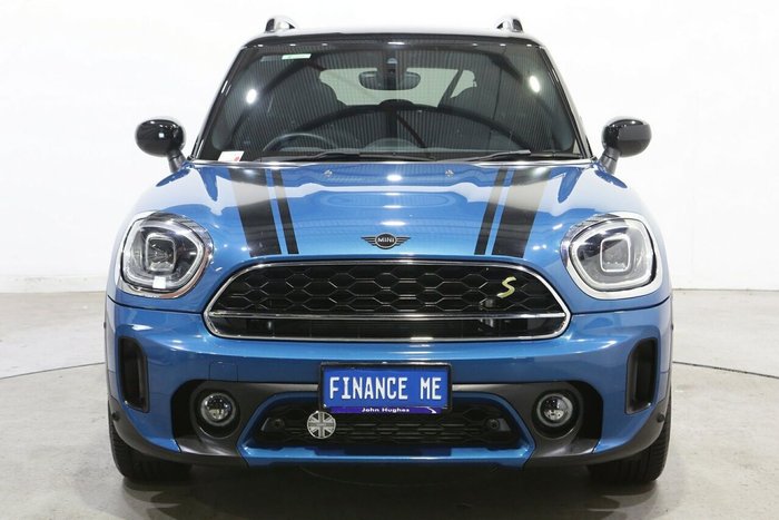 2022 MINI Countryman The Cooper SE MINI Yours