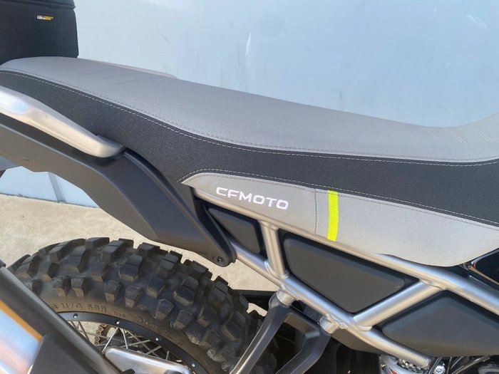 2024 CFMOTO 450 MT Black
