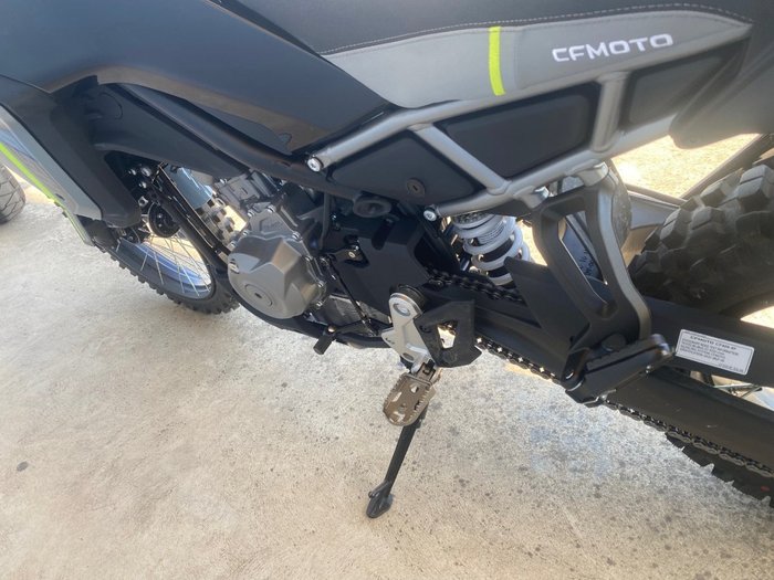 2024 CFMOTO 450 MT Black