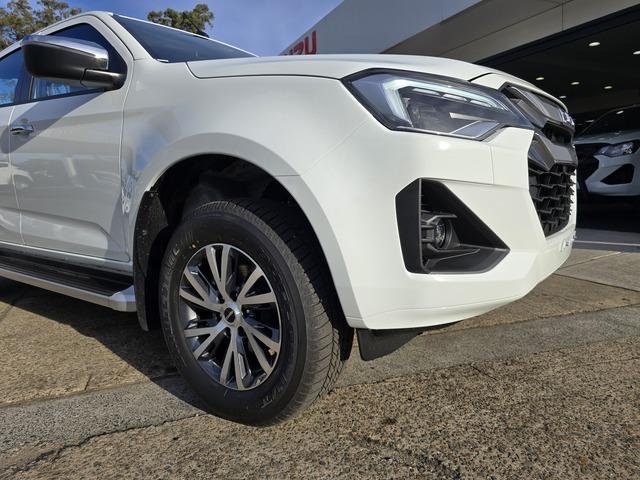 2025 Isuzu D-MAX LS-U+