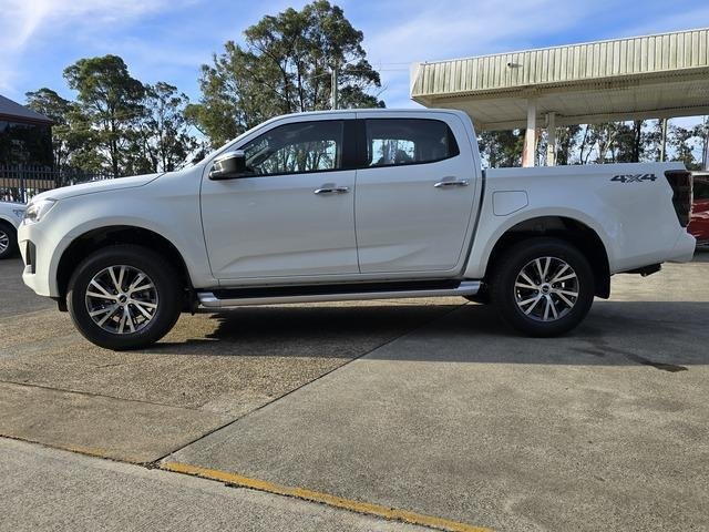 2025 Isuzu D-MAX LS-U+