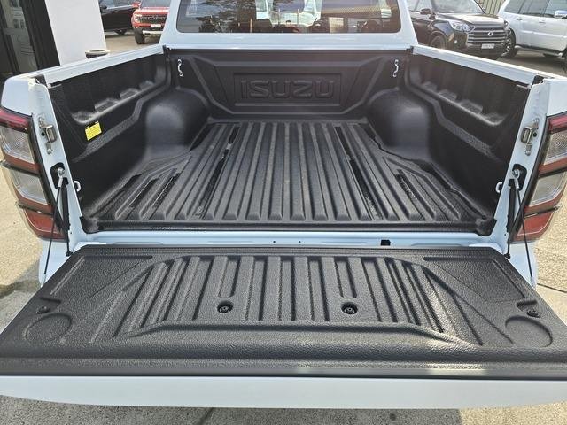 2025 Isuzu D-MAX LS-U+