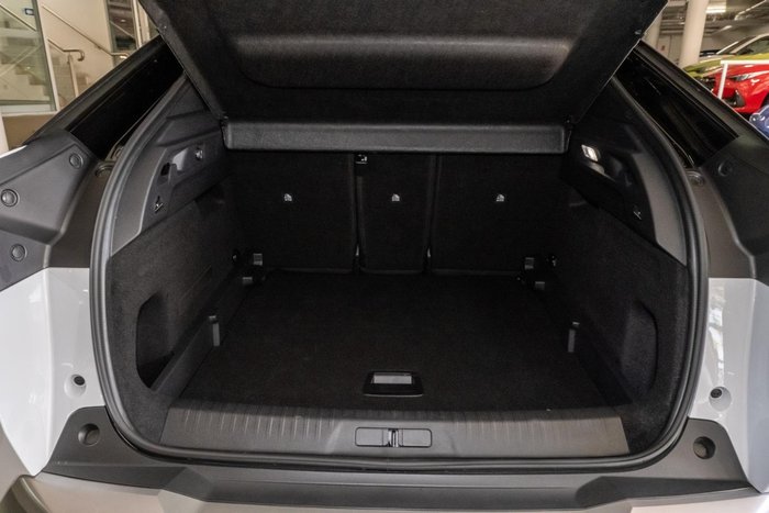 2025 Peugeot 3008 GT Premium Hybrid P64 MY25 Okenite White