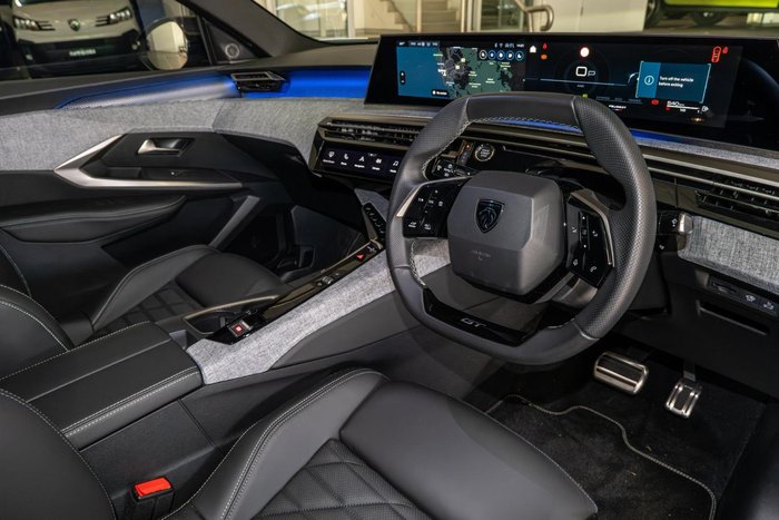 2025 Peugeot 3008 GT Premium Hybrid P64 MY25 Okenite White