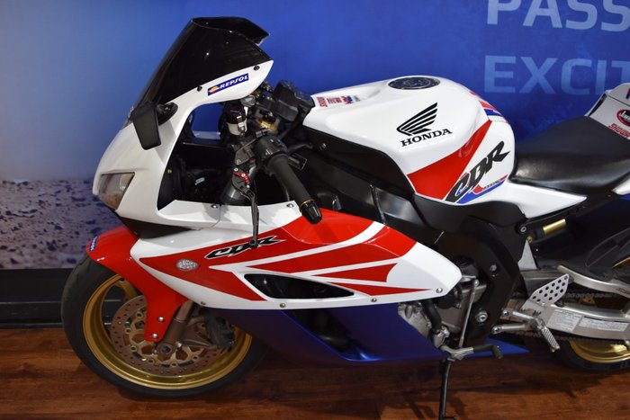 2004 Honda CBR1000RR (FIREBLADE) White