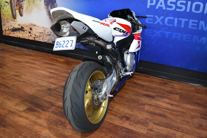 2004 Honda CBR1000RR (FIREBLADE) White