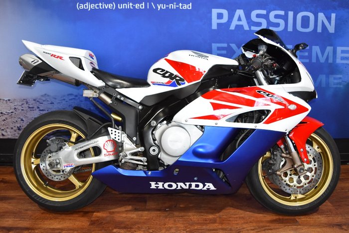 2004 Honda CBR1000RR (FIREBLADE) White