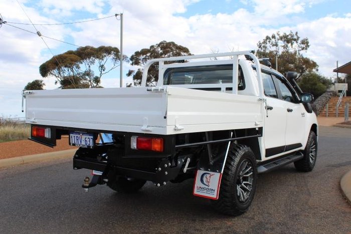 2021 Toyota Hilux SR