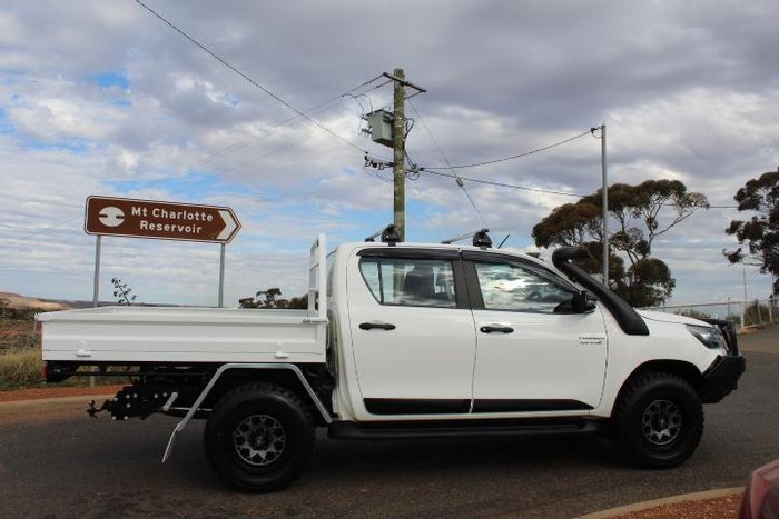 2021 Toyota Hilux SR