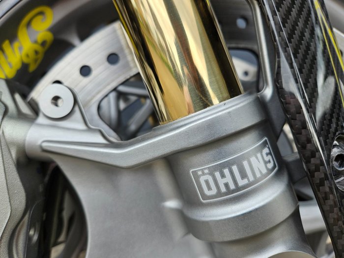 2023 Indian FTR R 1200 CARBON BLACK