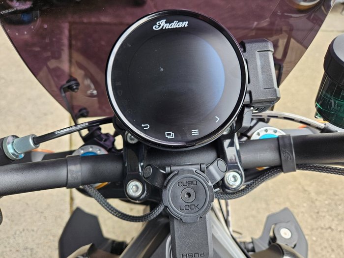 2023 Indian FTR R 1200 CARBON BLACK