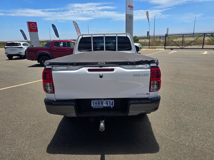 2022 Toyota Hilux SR White